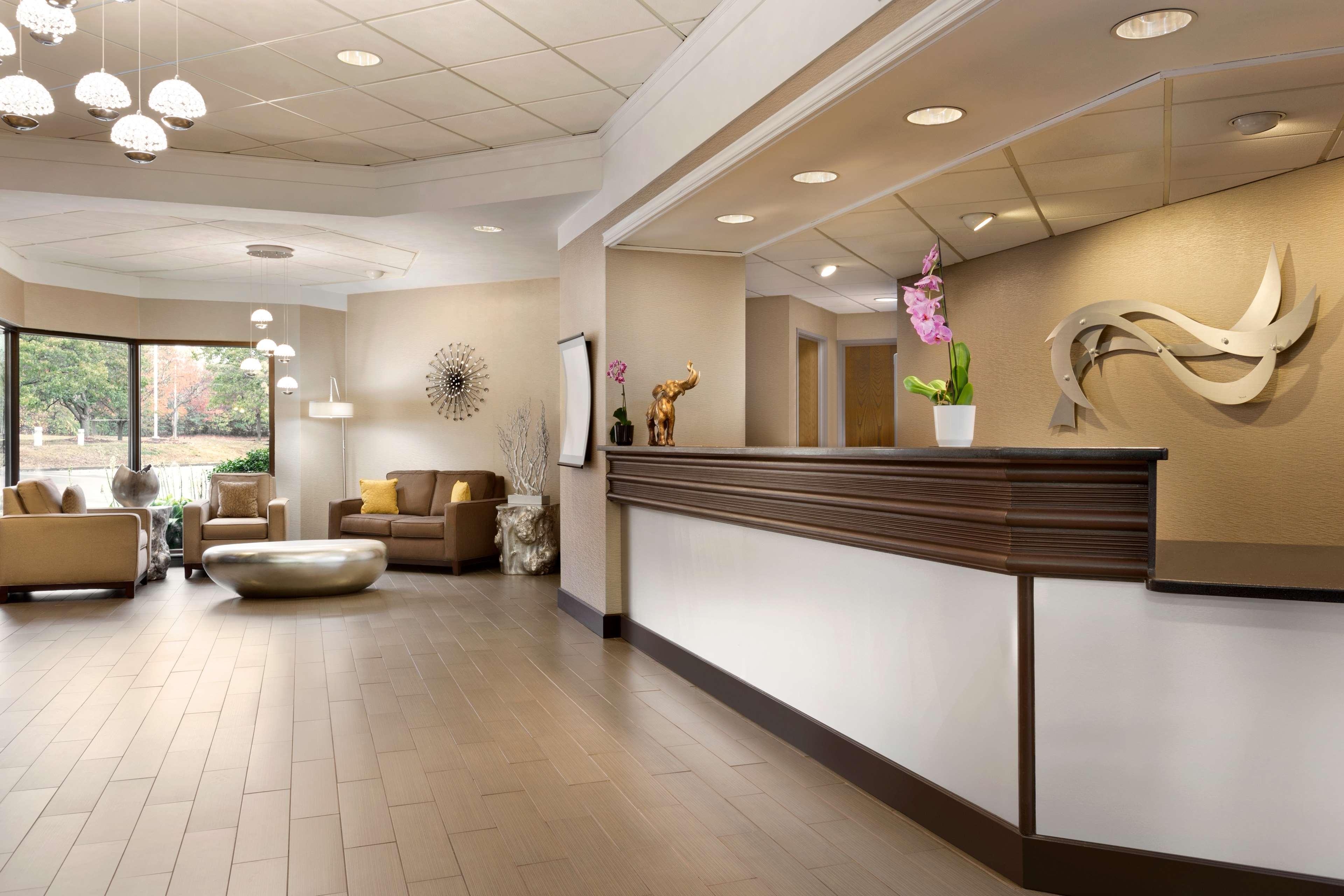 Radisson Akron-Fairlawn Copley Montrose ภายนอก รูปภาพ