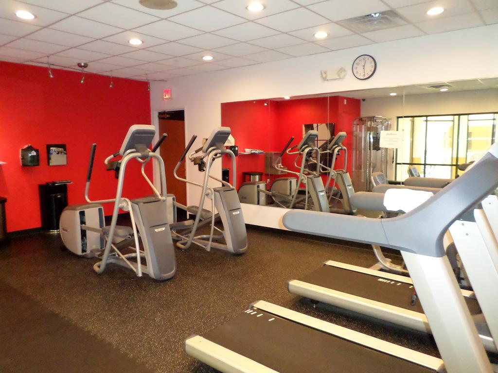 Radisson Akron-Fairlawn Copley Montrose ภายนอก รูปภาพ