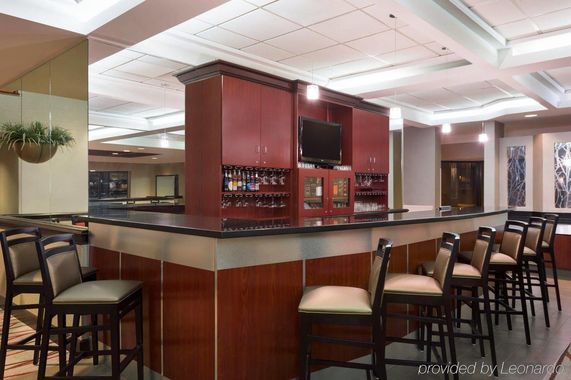 Radisson Akron-Fairlawn Copley Montrose ภายนอก รูปภาพ